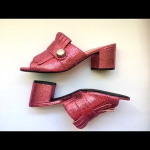 Metallic hot pink mules